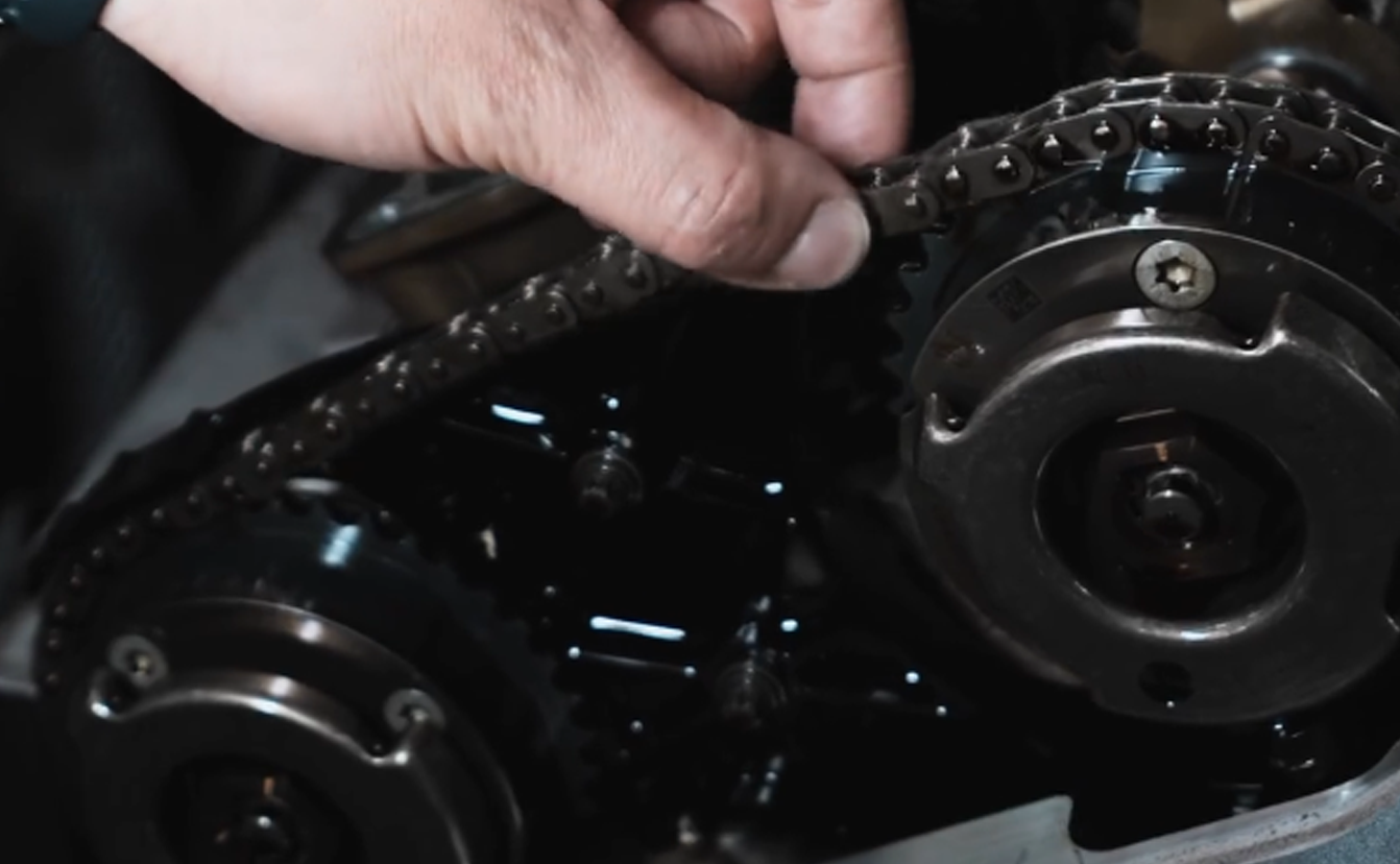 Je časový řetězec motoru BMW N20, který opravdu potřebuje pravidelnou náhradu,